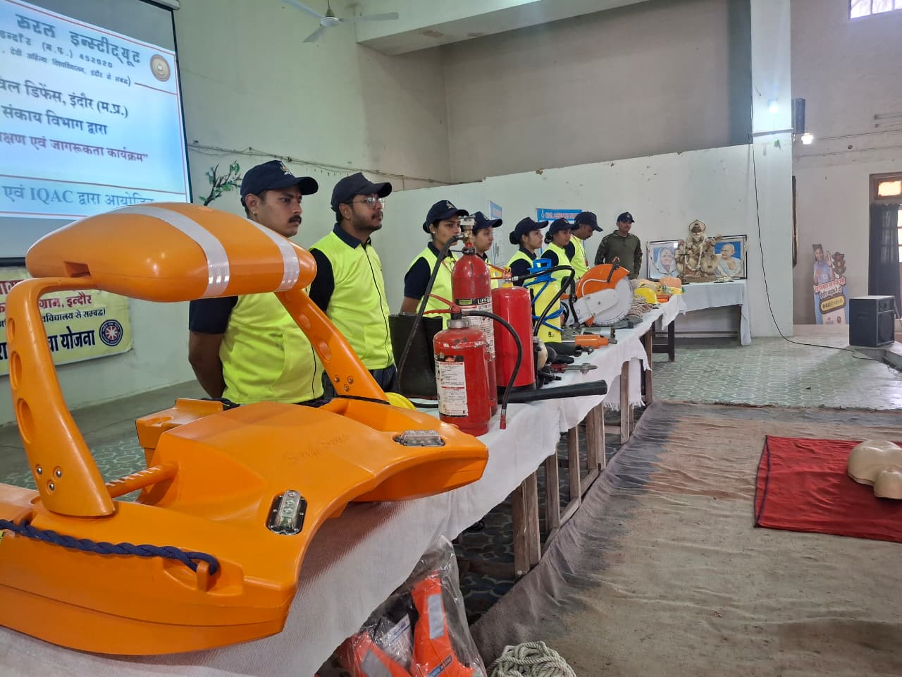 CIVIL DEFENCE SERVICES TRAINING PROGRAM